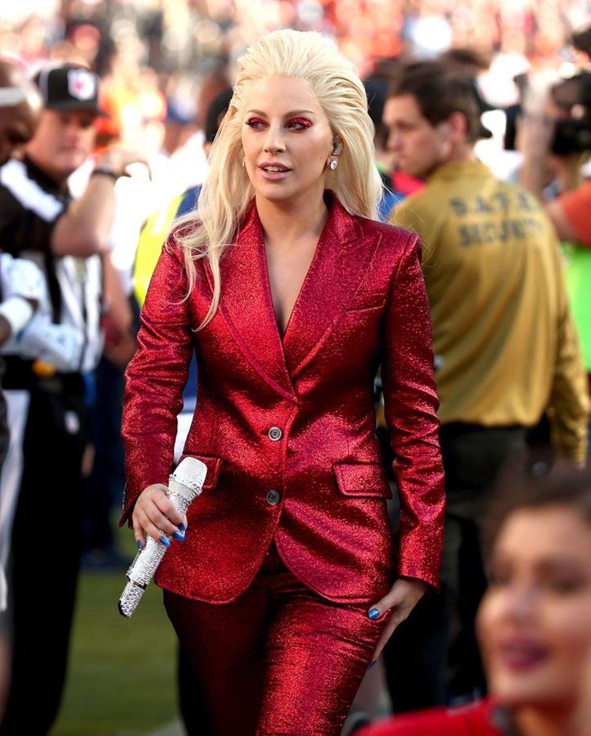 Los detalles del look de Lady Gaga en la Super Bowl