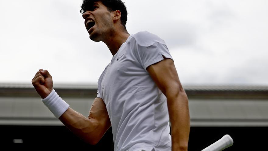 Wimbledon | Carlos Alcaraz - Mark Lajal, en imágenes