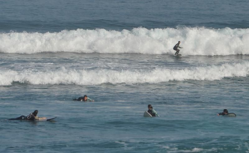 Surf en la zona de La Cícer