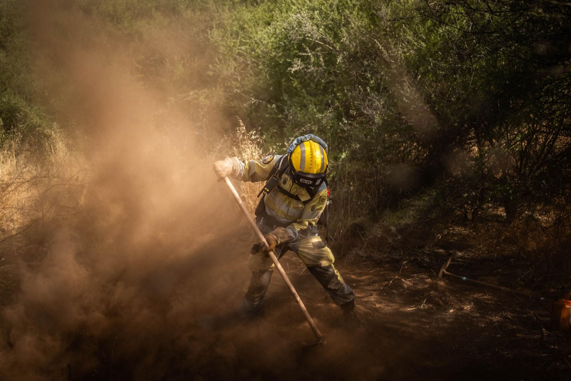 Control del incendio en Tenerife