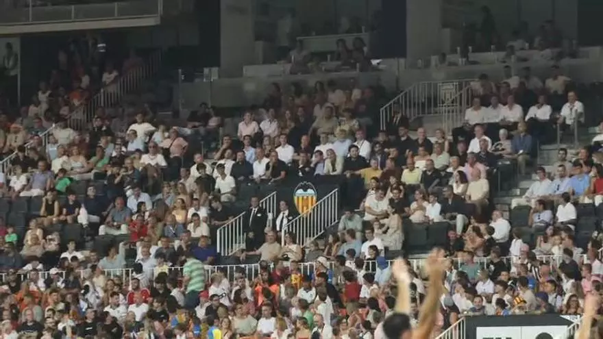 Kiat Lim escucha su primer "¡Peter, vete ya!" en Mestalla en el Valencia CF - Newcastle