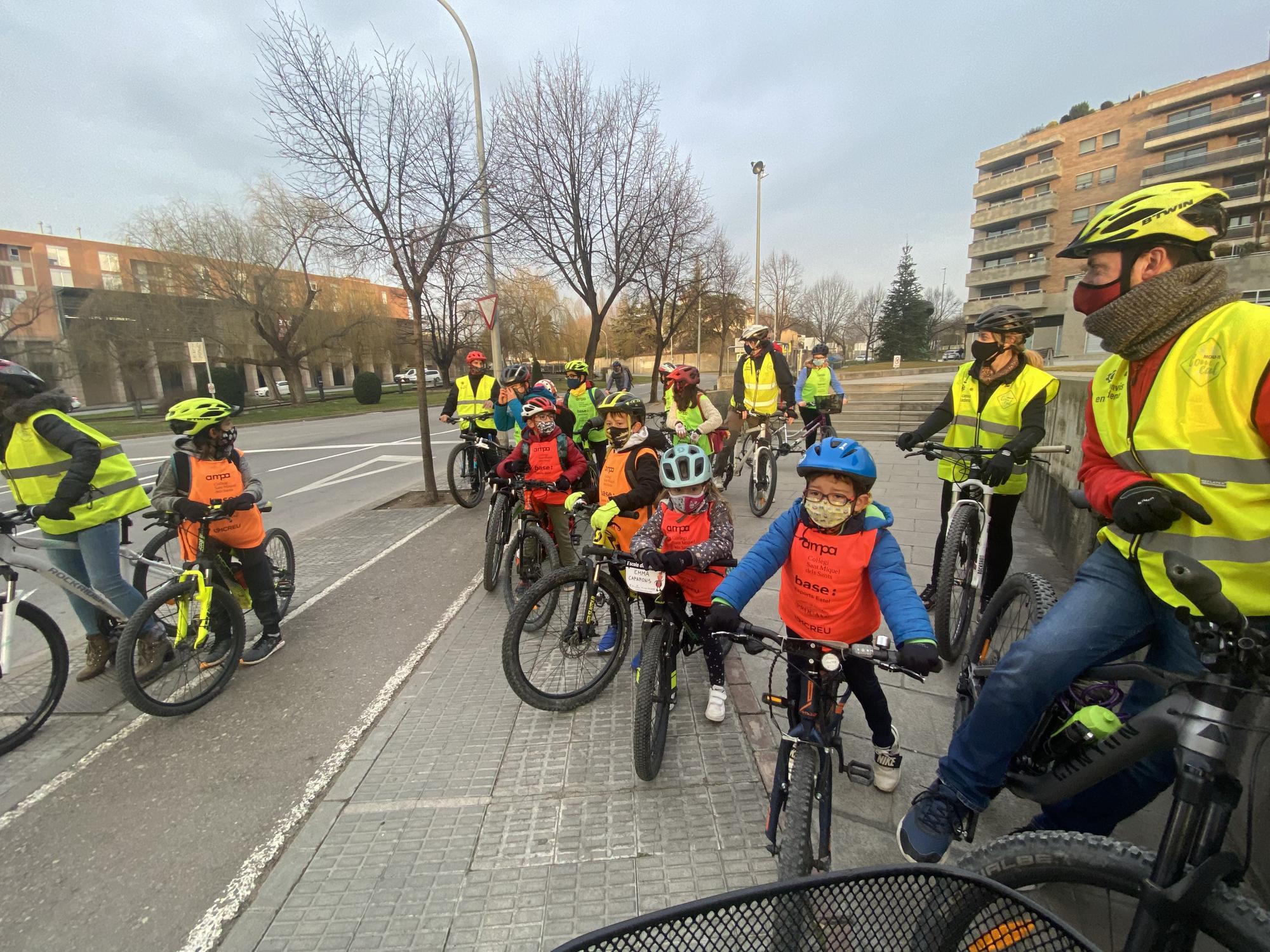 Niños en bici: ¿delante o detrás?