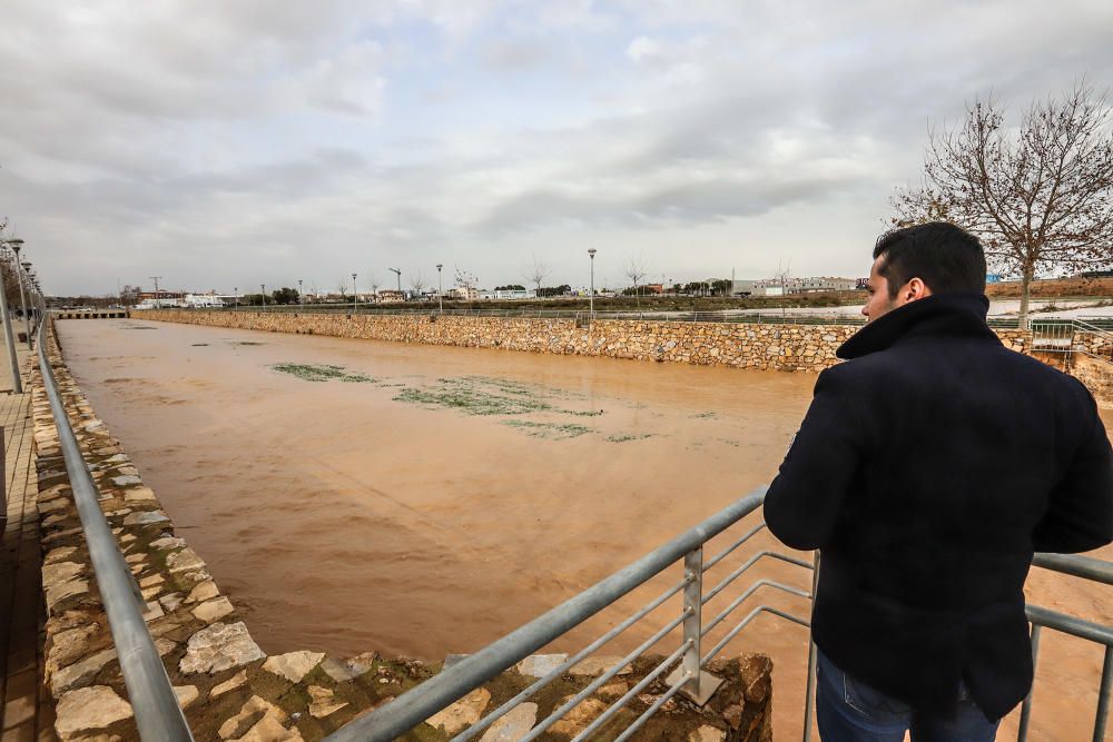 Los pluviómetros han recogido más de cien litros por metro cuadrado en Pilar de la Horadada tras el paso de la borrasca Gloria