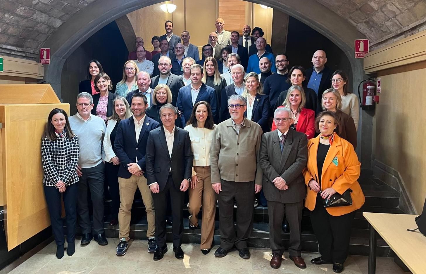 Foto de familia de la puesta de largo del clúster de la economía circular de Aragón.