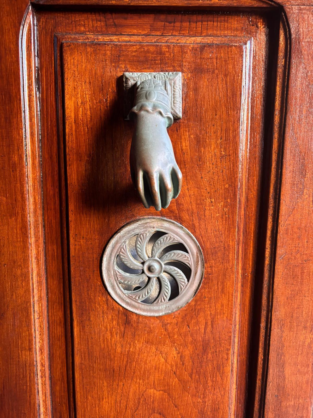 Puerta principal original de La Solana