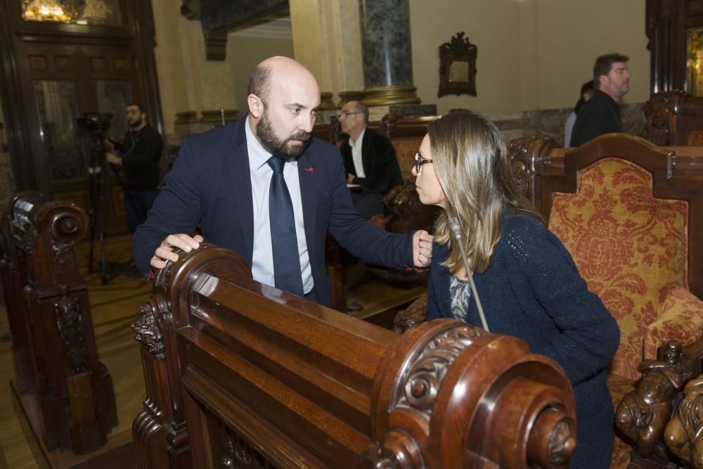 Todos los grupos respaldan el presupuesto en el pleno salvo el PP, que votó en contra.