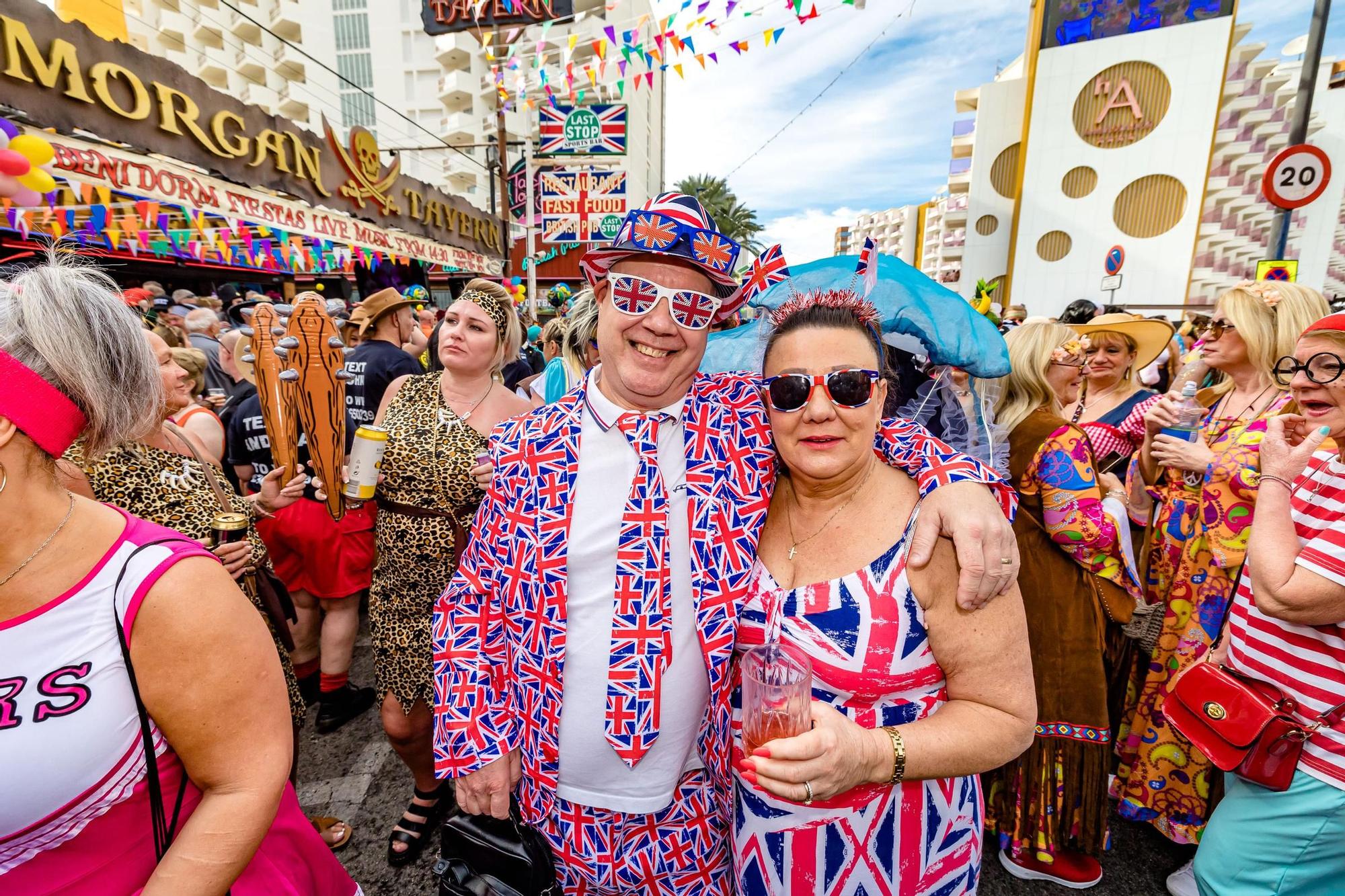 Así celebran los británicos la Fancy Dress Party 2023 en Benidorm