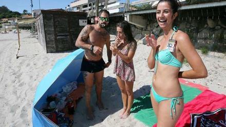 Últimos cigarros en 22 playas gallegas - Faro de Vigo