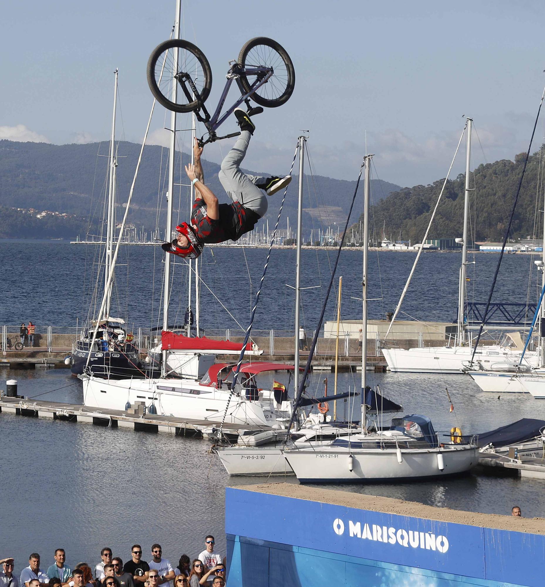 Saltos y acrobacias sobre dos ruedas: así ha sido el sábado en O Marisquiño