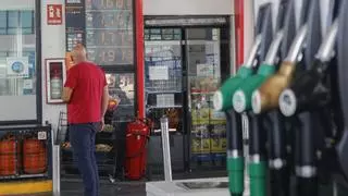 Consulta la gasolinera más barata de Barcelona ahora mismo, en tiempo real