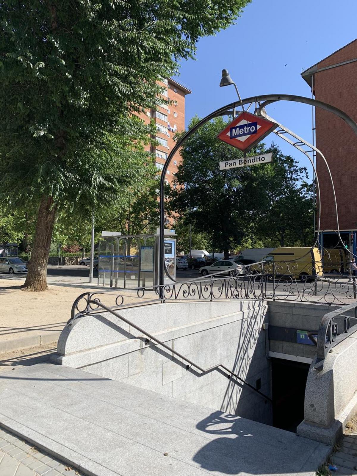 Metro de Pan Bendito, muy próximo al lugar del asesinato.