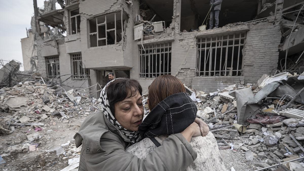 ABD ve İsrail'in İran'a yönelik saldırıları canlı yayında