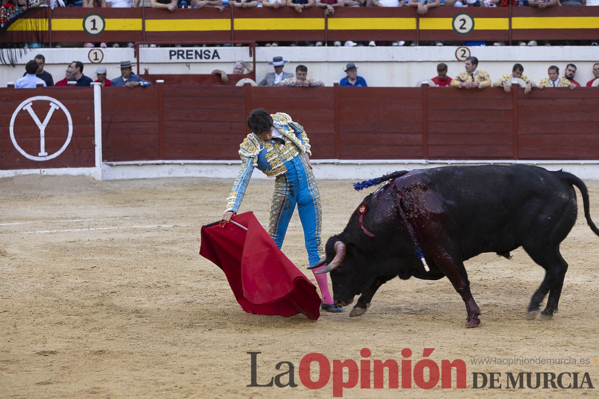 Tarde histórica en Abarán con la alternativa de José María Trigueros y el indulto de Tomás Rufo, junto a Castella salieron a hombros