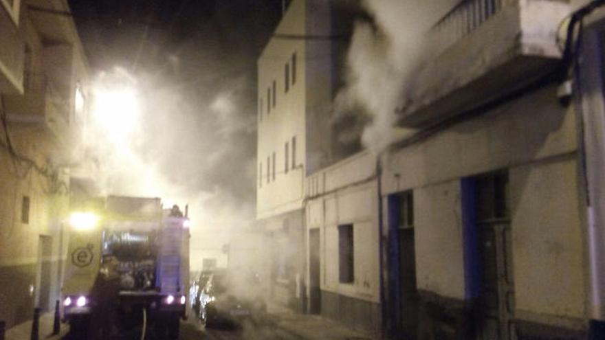 Incendio en una vivienda de Telde