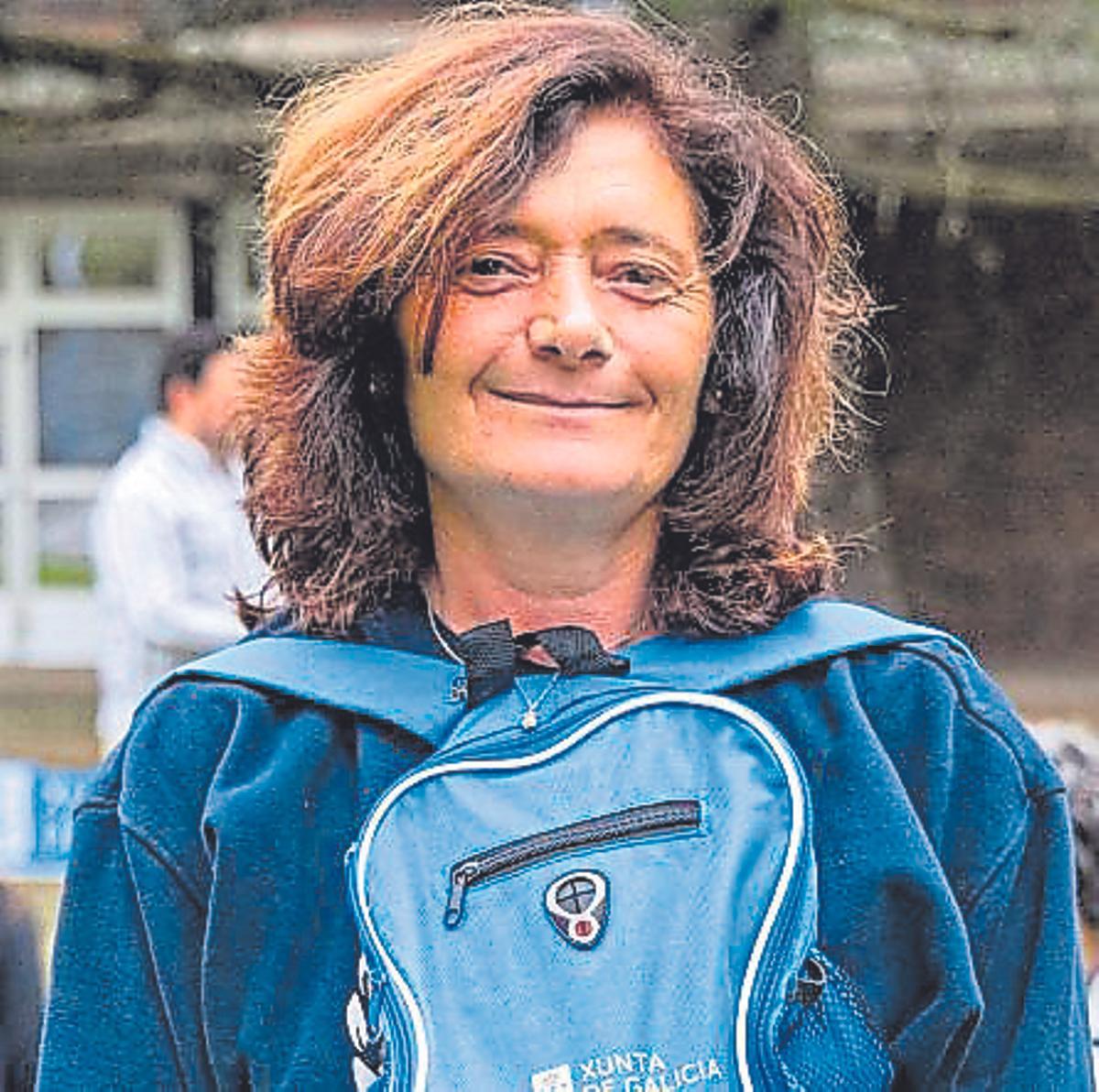 Valeria Crespo llegó a Escolas Abertas representando a la Asociación Folclórica Lalín, Agolada y Silleda de Buenos Aires