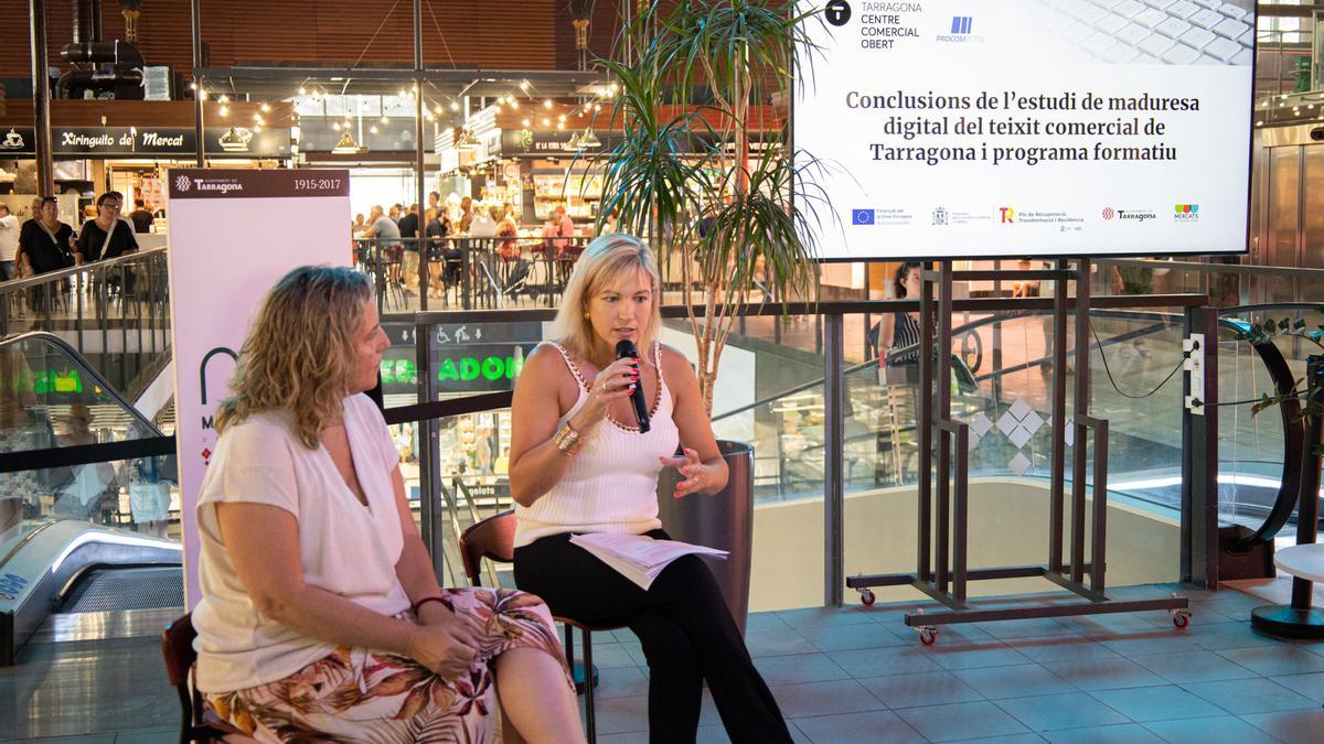 Presentación del estudio en el Mercat Central, este lunes.