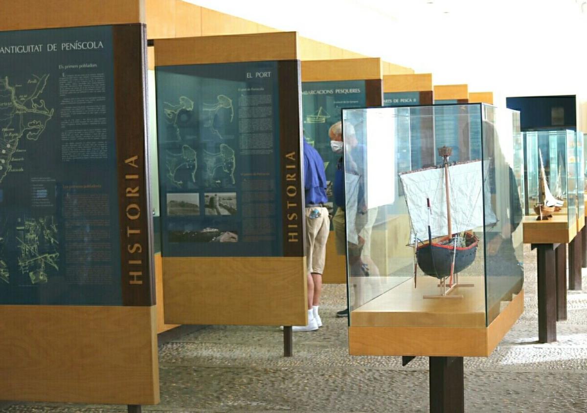 Las instalaciones del Museu de la Mar están certificadas como Centro Azul y acogen una exposición permanente formada por maquetas de naves, documentos, medios audiovisuales y piezas únicas.