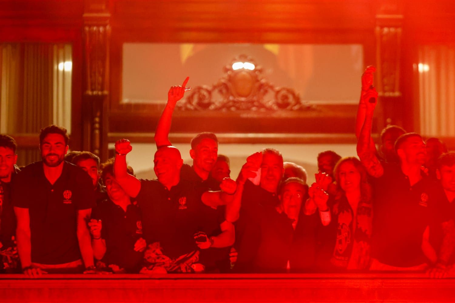Todas las fotos de la rúa del Levante UD por su ascenso a Primera División