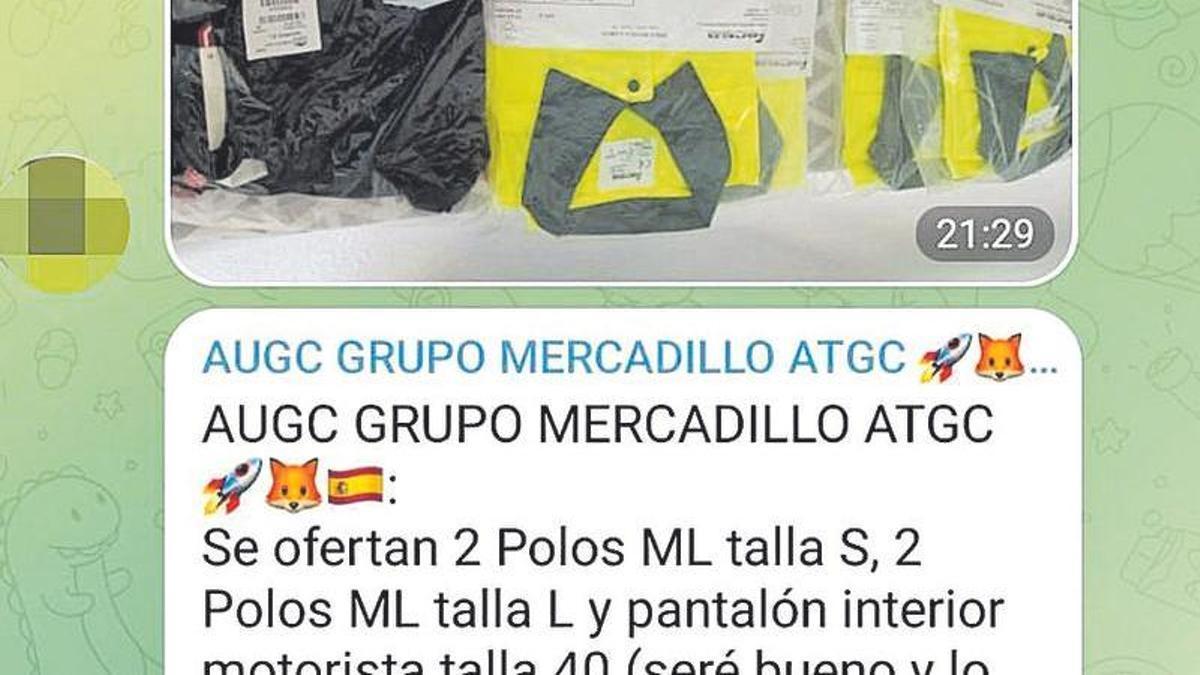 Chat en el que se intercambian ropa.
