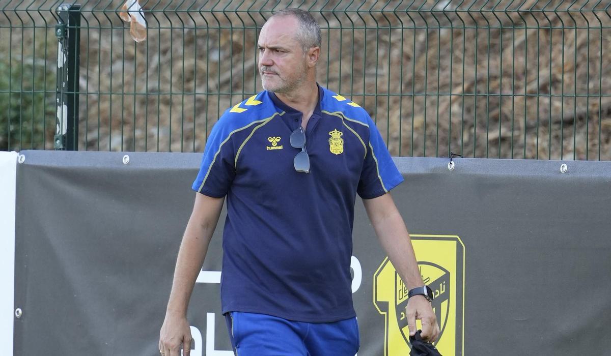 El director deportivo de la UD Luis Helguera.