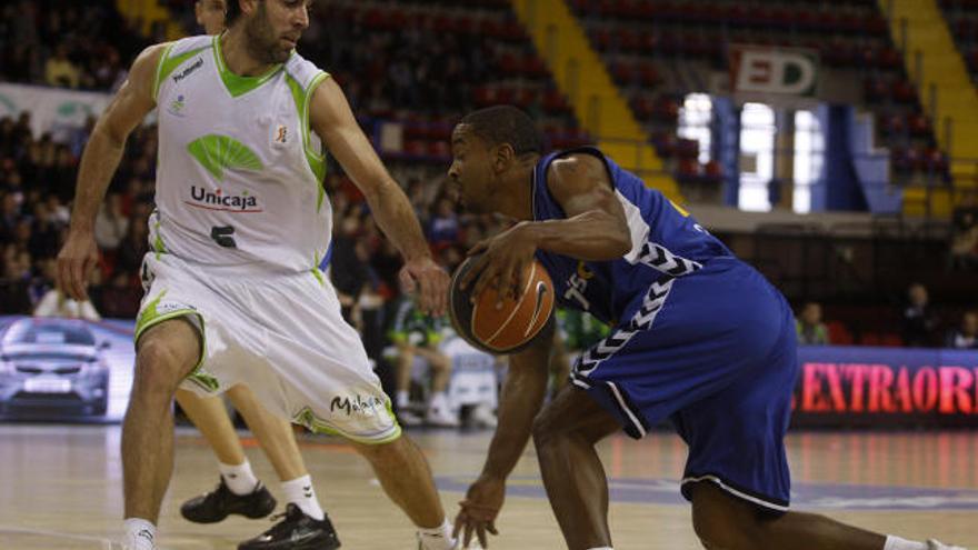 El Cajasol derrota al Unicaja en el último minuto