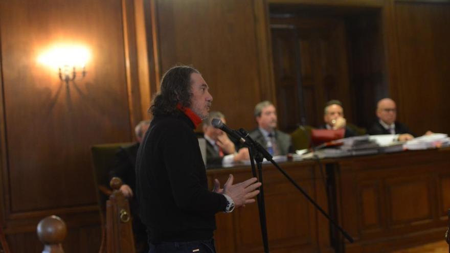 Sito Miñanco, hoy en la Audiencia de Pontevedra.