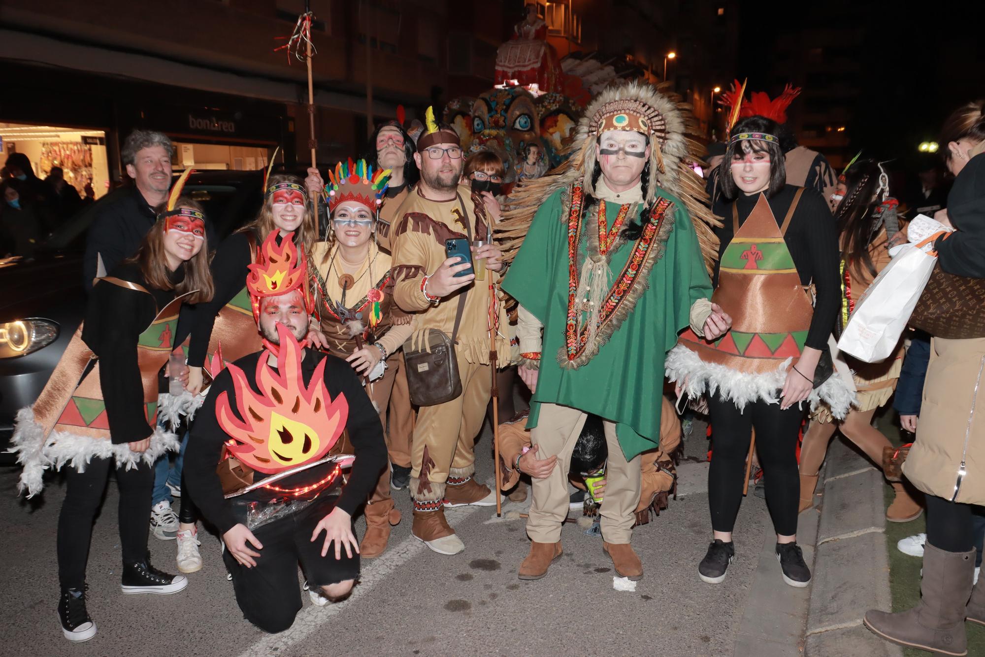 Búscate en la Cabalgata del Ninot de Burriana