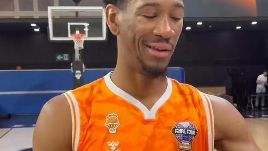 La divertida explicación de Kam Taylor al salvaje mate de Thompson contra Panathinaikos