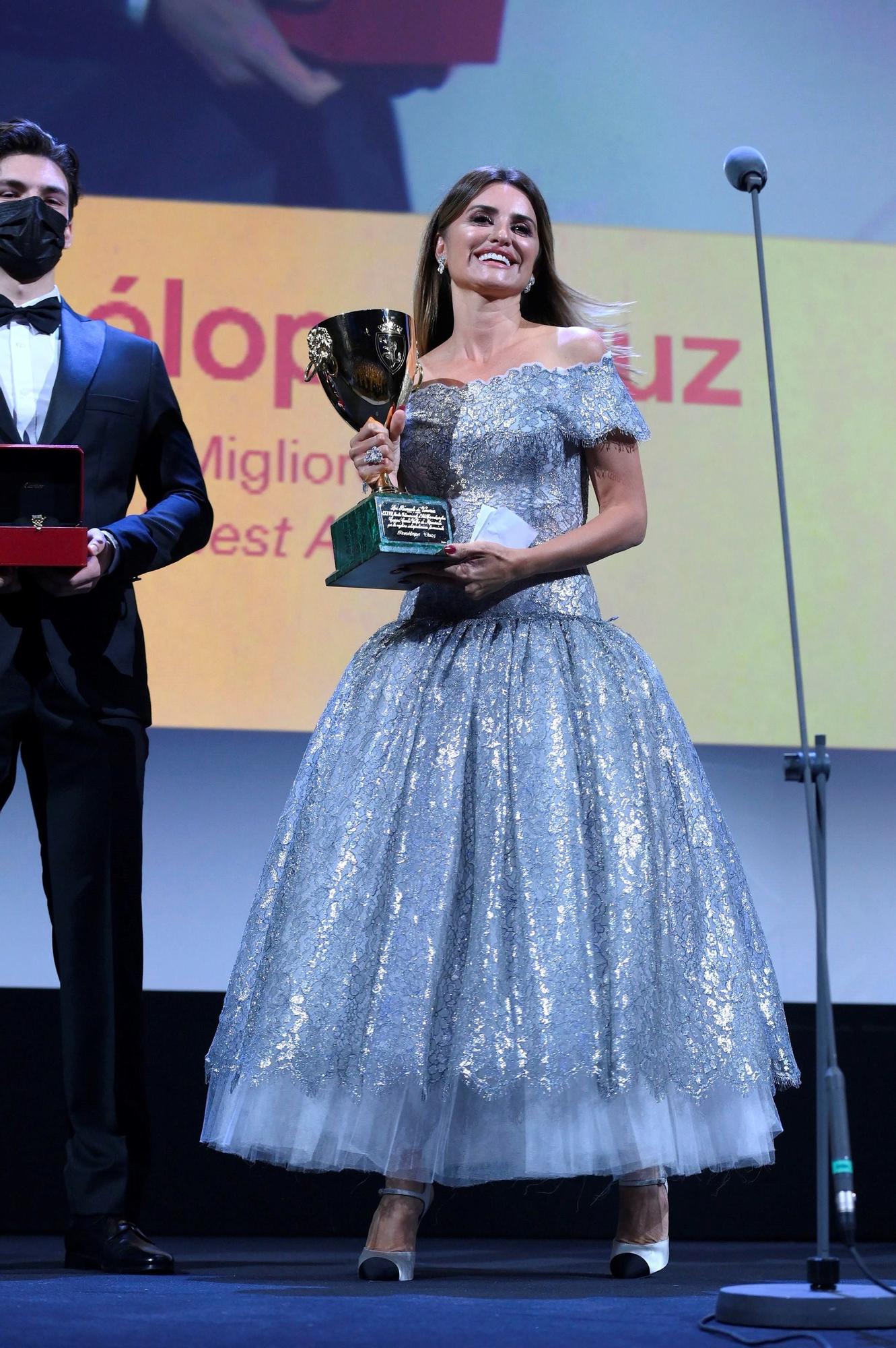 Penélope Cruz, mejor actriz en el Festival de Venecia