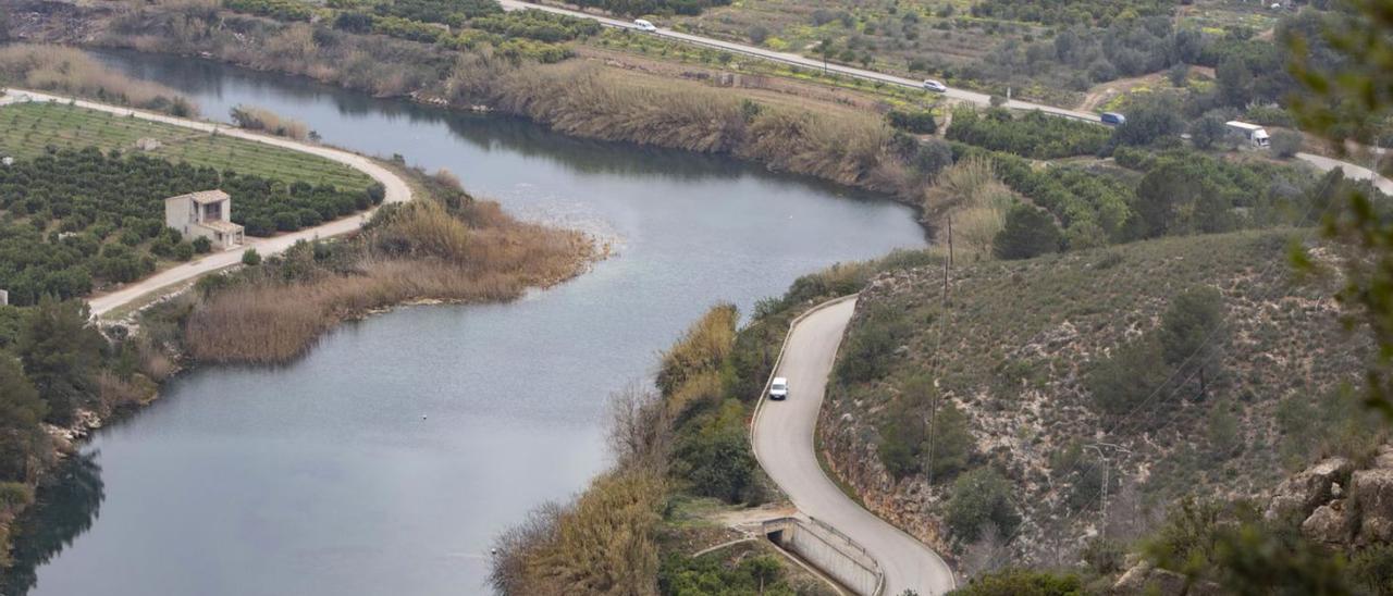 Panorámica de la Acequia Real del Júcar a su paso por Antella. | PERALES IBORRA