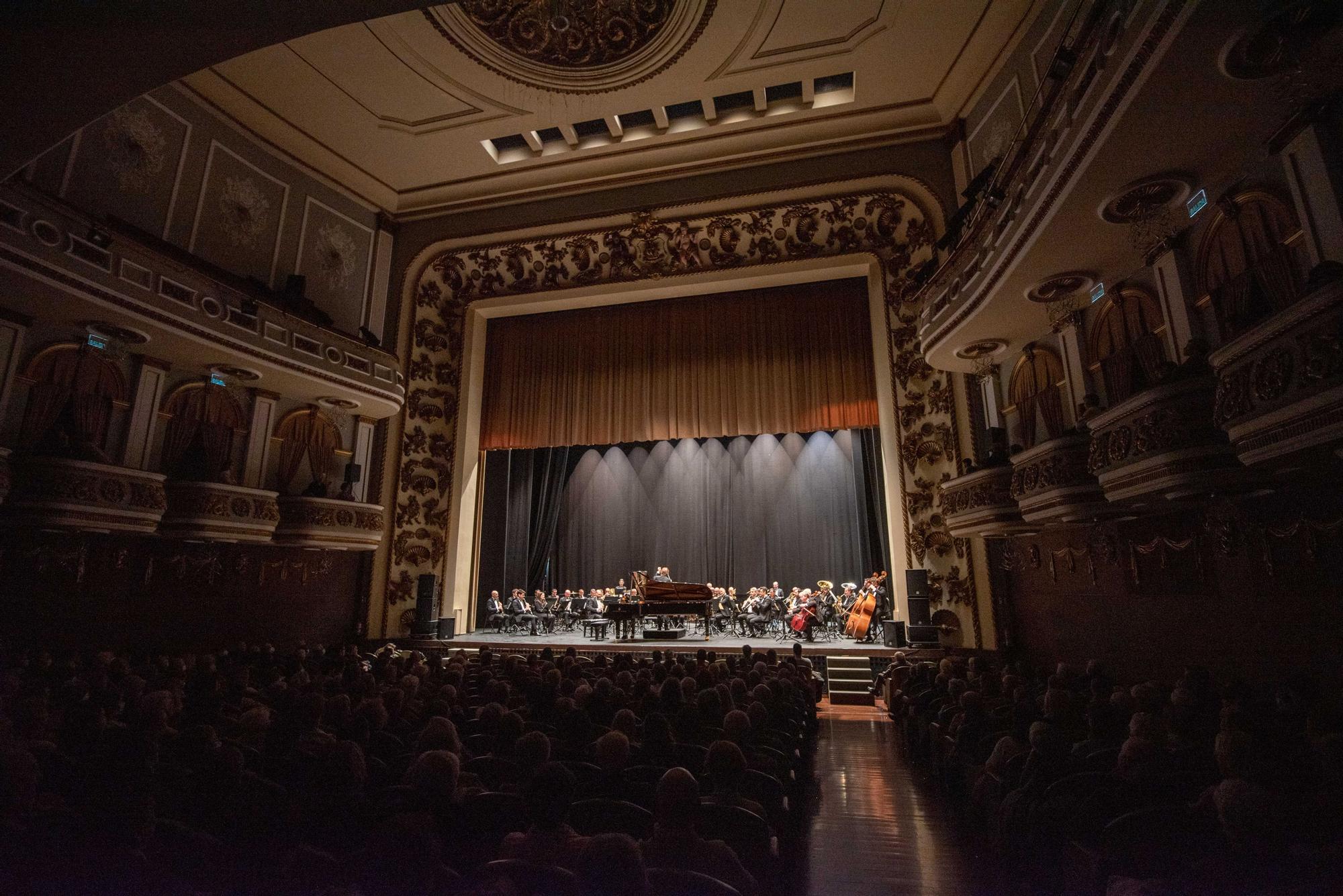 Concierto de la Banda Municipal en el Teatro Colón de A Coruña