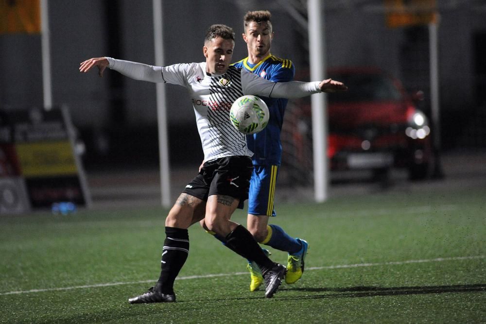 El partido entre el Caudal y el Celta B, en imágenes