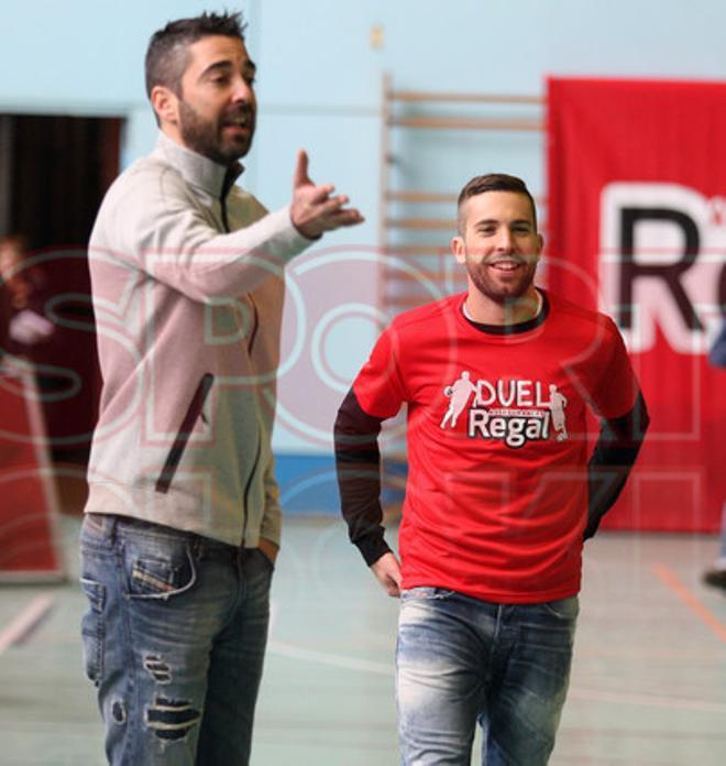 Jordi Alba y Juan Carlos Navarro, entrenadores por un día