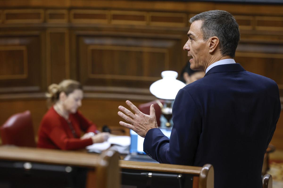 El presidente del Gobierno, Pedro Sánchez, interviene durante la sesión de control en el Congreso, este miércoles.