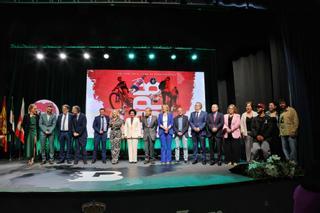 Entrega de las Medallas de la Provincia de Badajoz a Lourdes Vega, Asunción Gómez y Juan Carmona