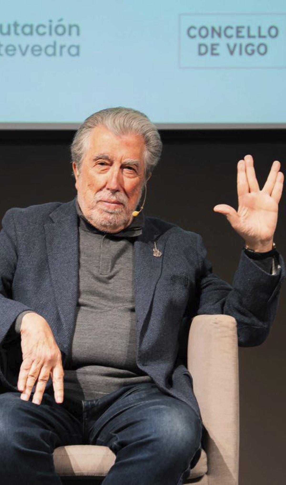 Sierra i Fabra: «Cuando escribo nunca pienso si lo voy a publicar»