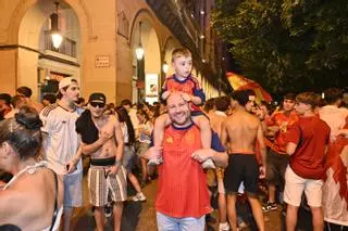 En imágenes | Zaragoza celebra el triunfo de España en la final del Mundial