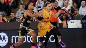 Rokas Jokubaitis, en la visita de Maccabi a Mónaco