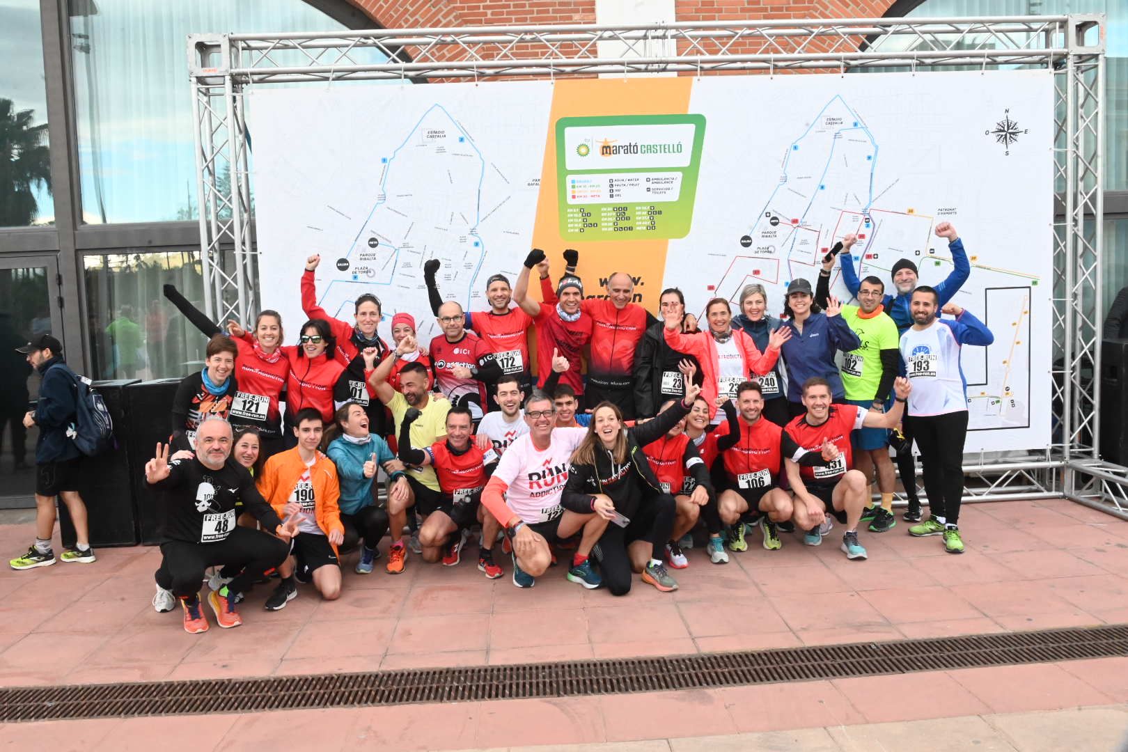 Martín Fiz y Abel Antón dan el pistoletazo de salida al Marató bp Castelló