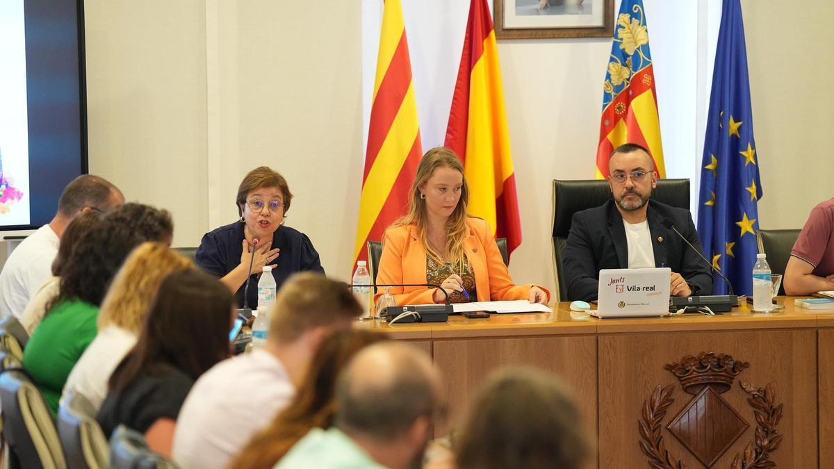 el consistorio cumple el compromiso anunciado por el alcalde, José Benlloch, de comenzar a resolver la situación tan pronto como existiera cobertura administrativa y presupuestaria.