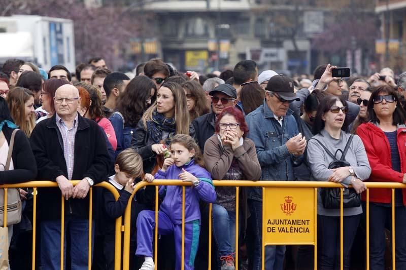 Búscate en la mascletà del 6 de marzo