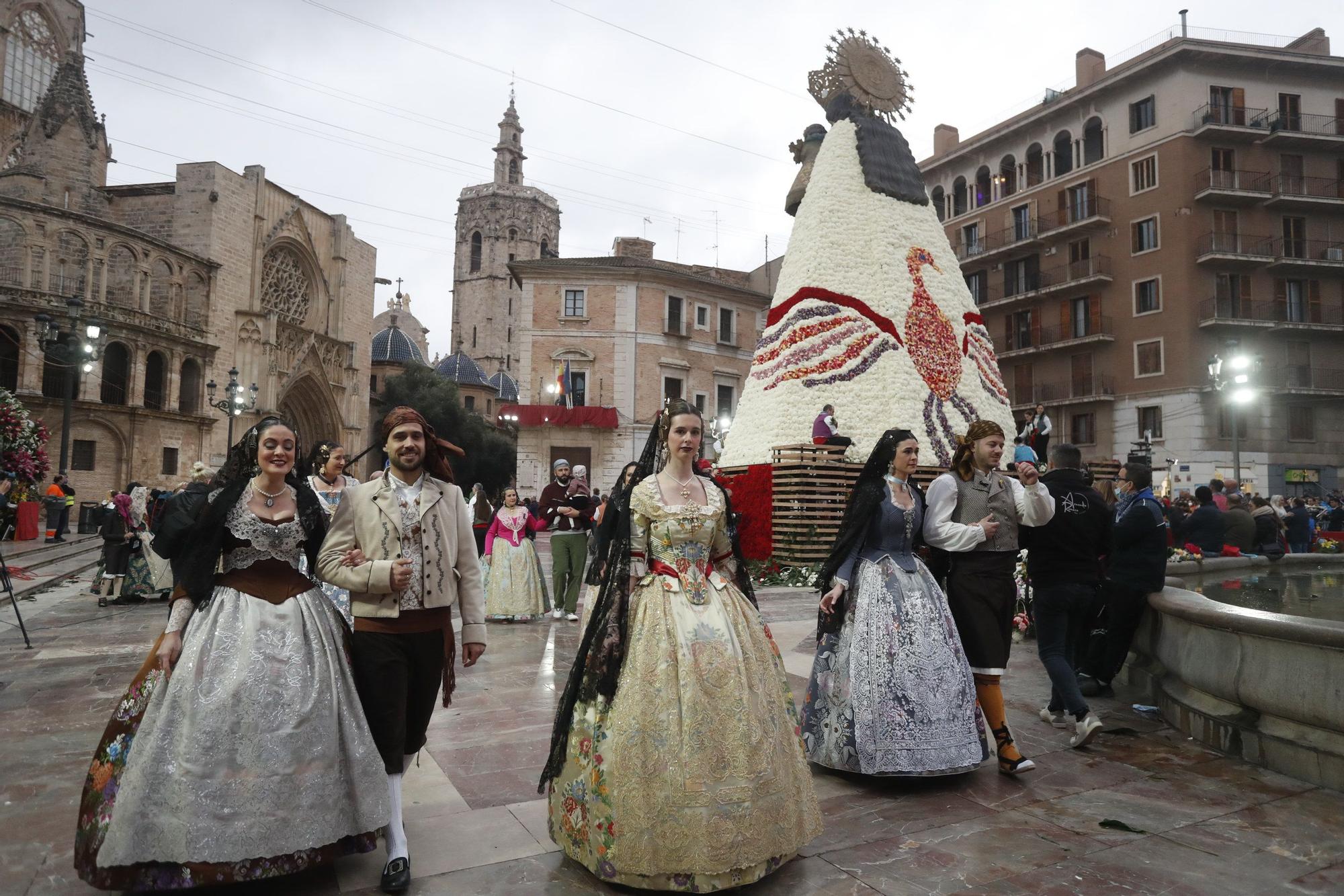 Búscate en el segundo día de ofrenda por la calle de la Paz (entre las 18:00 a las 19:00 horas)