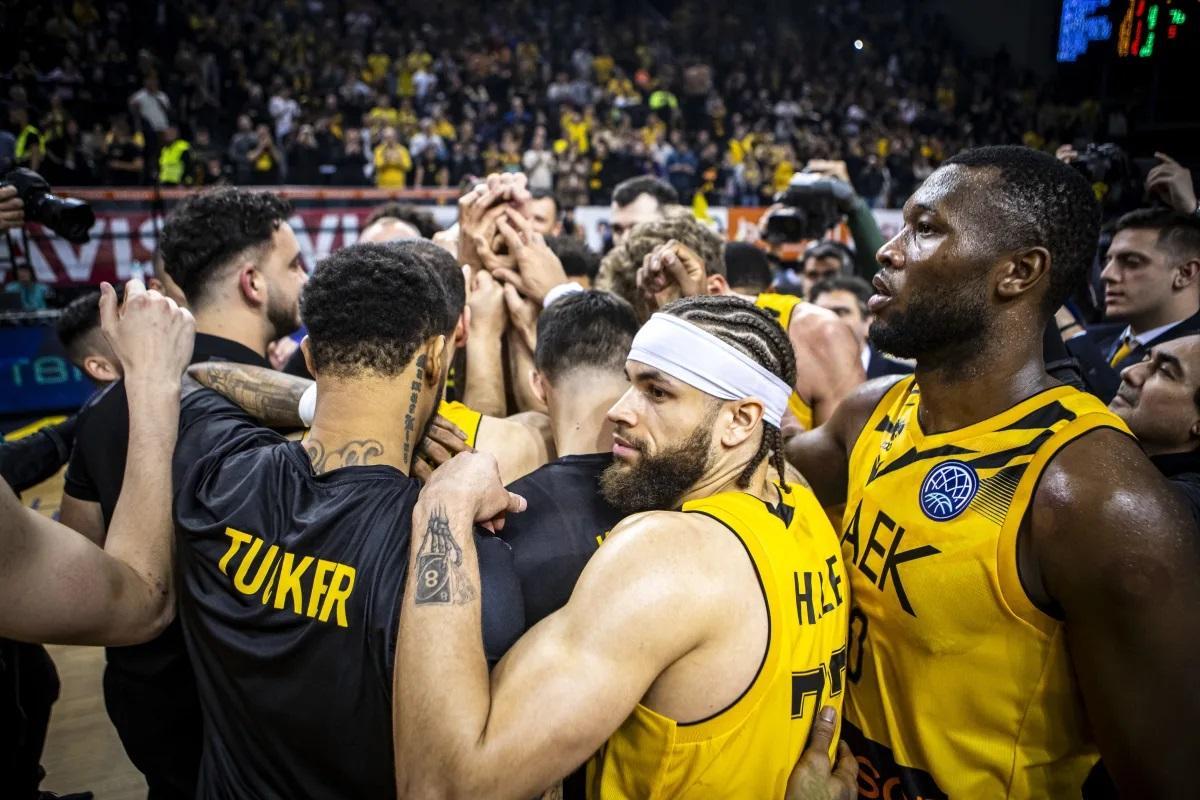 El AEK, favorio para lograr el pase a la Final Four.