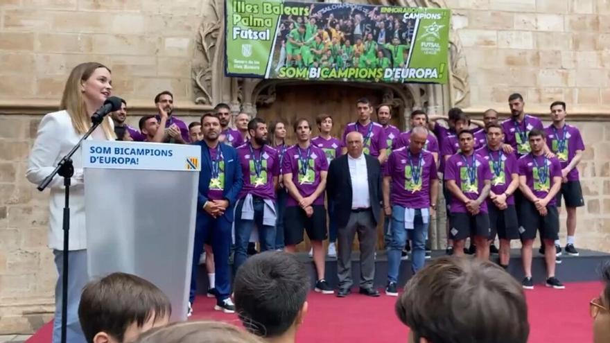 Recepción del Govern al Palma Futsal tras ganar la segunda Champions League