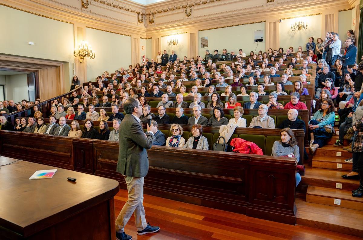 Juan Luis Gandia durante la presentación de su programa