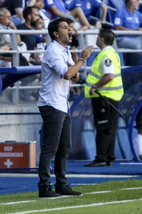 El partido entre el Real Oviedo y el Rayo Vallecano, en imágenes