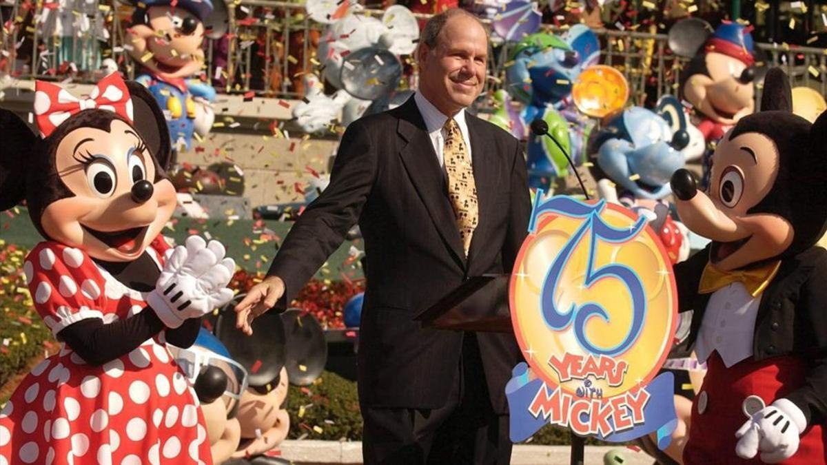 Michael Eisner fue la cabeza visible que relanzó Disney