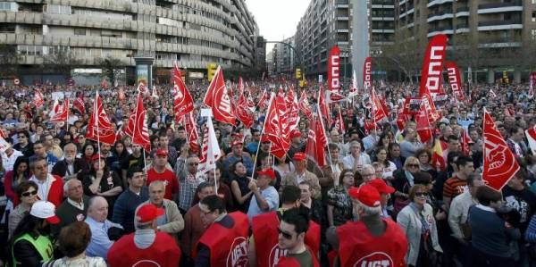 Las imágenes de la jornada de huelga en Zaragoza