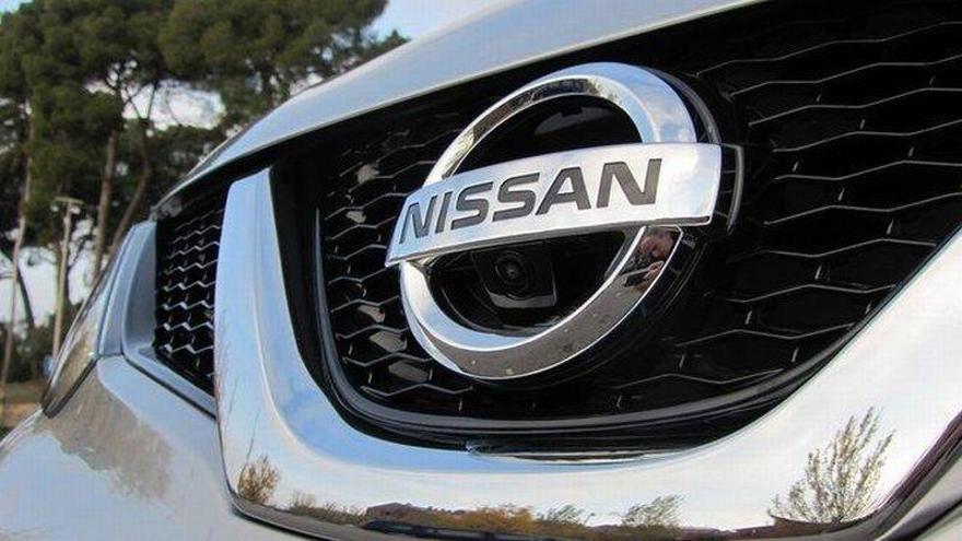 Nissan para 10 días una línea de producción de la Zona Franca y envía a casa a 800 trabajadores