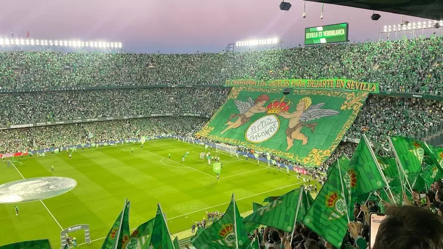 Vídeo | Así ha sido el tifo del Real Betis en El Gran Derbi